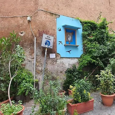 Enchanting Loft In Trastevere Casa de Férias Roma