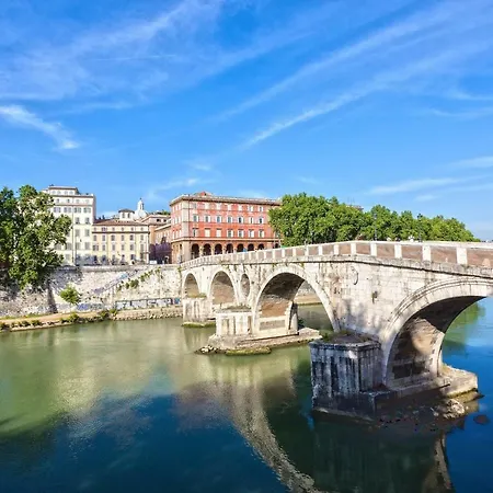 Enchanting Loft In Trastevere Casa de Férias