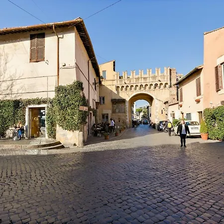 Enchanting Loft In Trastevere *