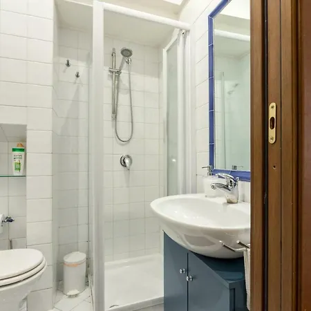 Casa de Férias Enchanting Loft In Trastevere Roma