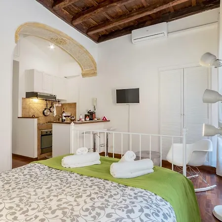 Enchanting Loft In Trastevere
