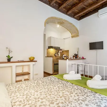 Enchanting Loft In Trastevere روما